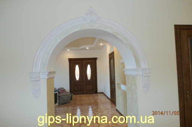 ліпнина з гіпсу, лепка из гипса, гипсовая лепнина